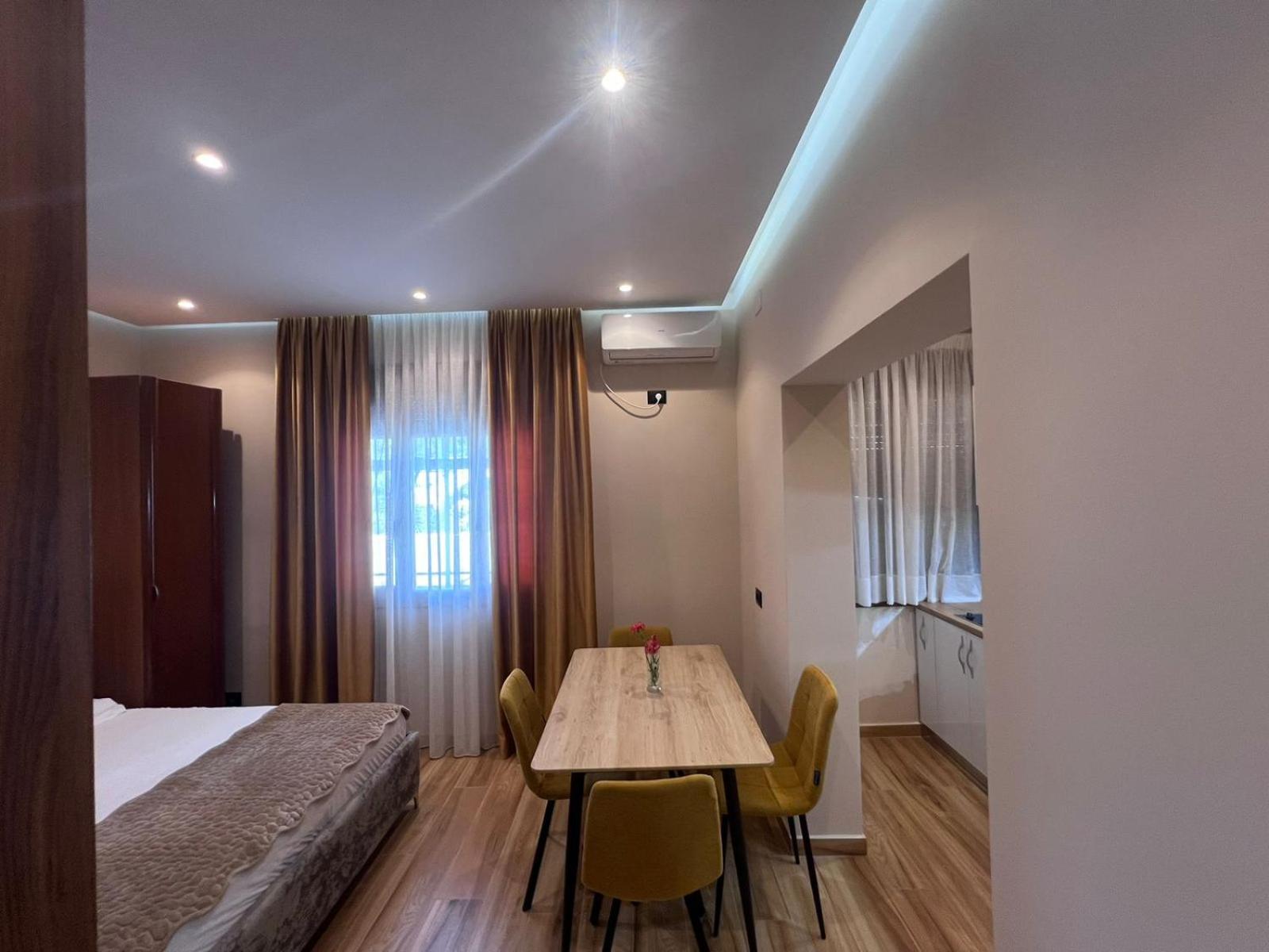 Vila Magis Vlorë 外观 照片